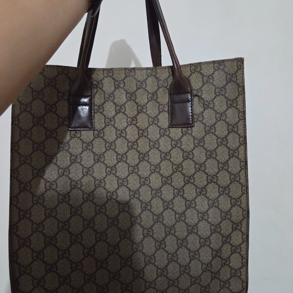 Gucci - Picture 2 of 9